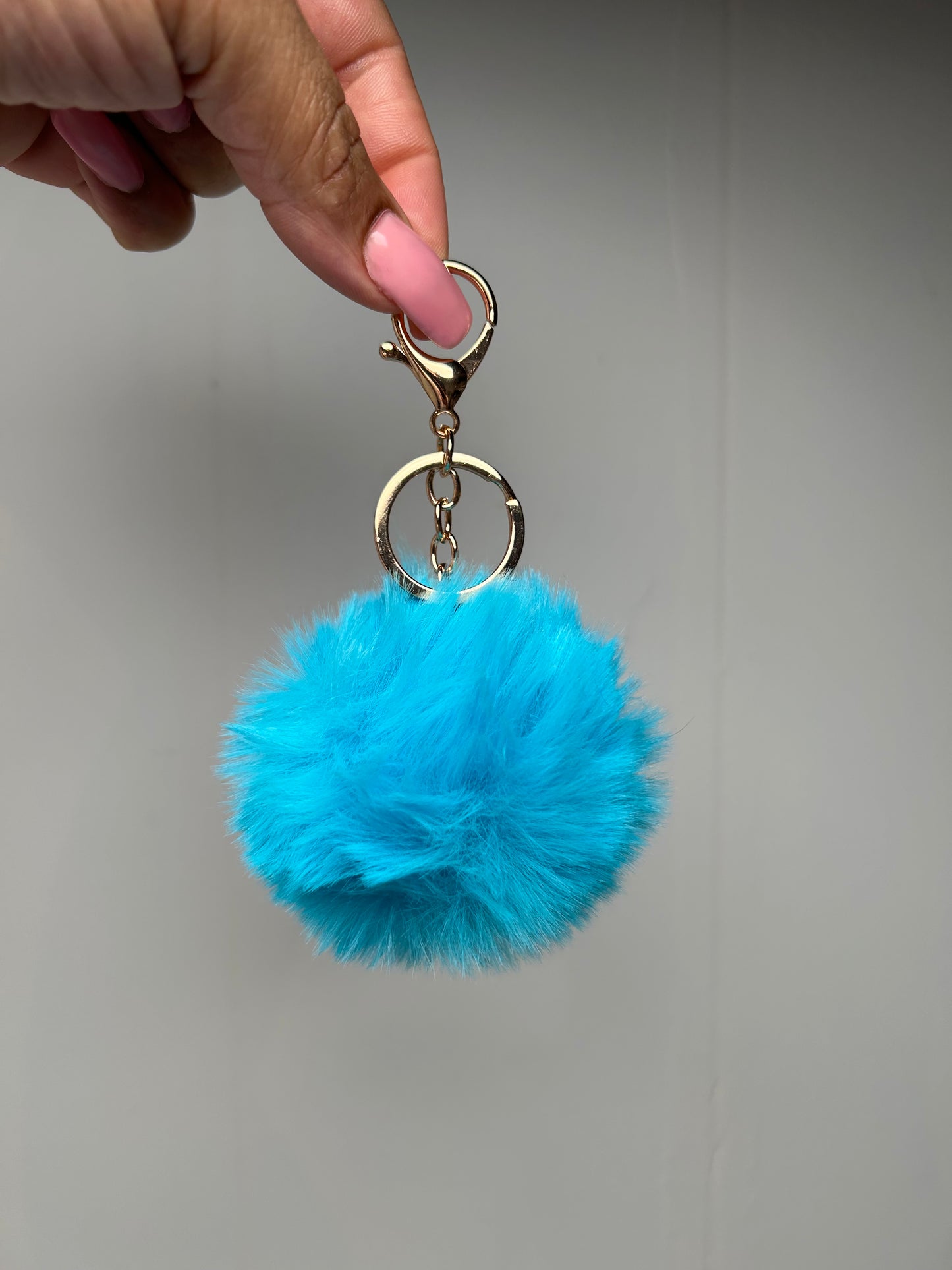 KEYCHAIN POM POMS!!