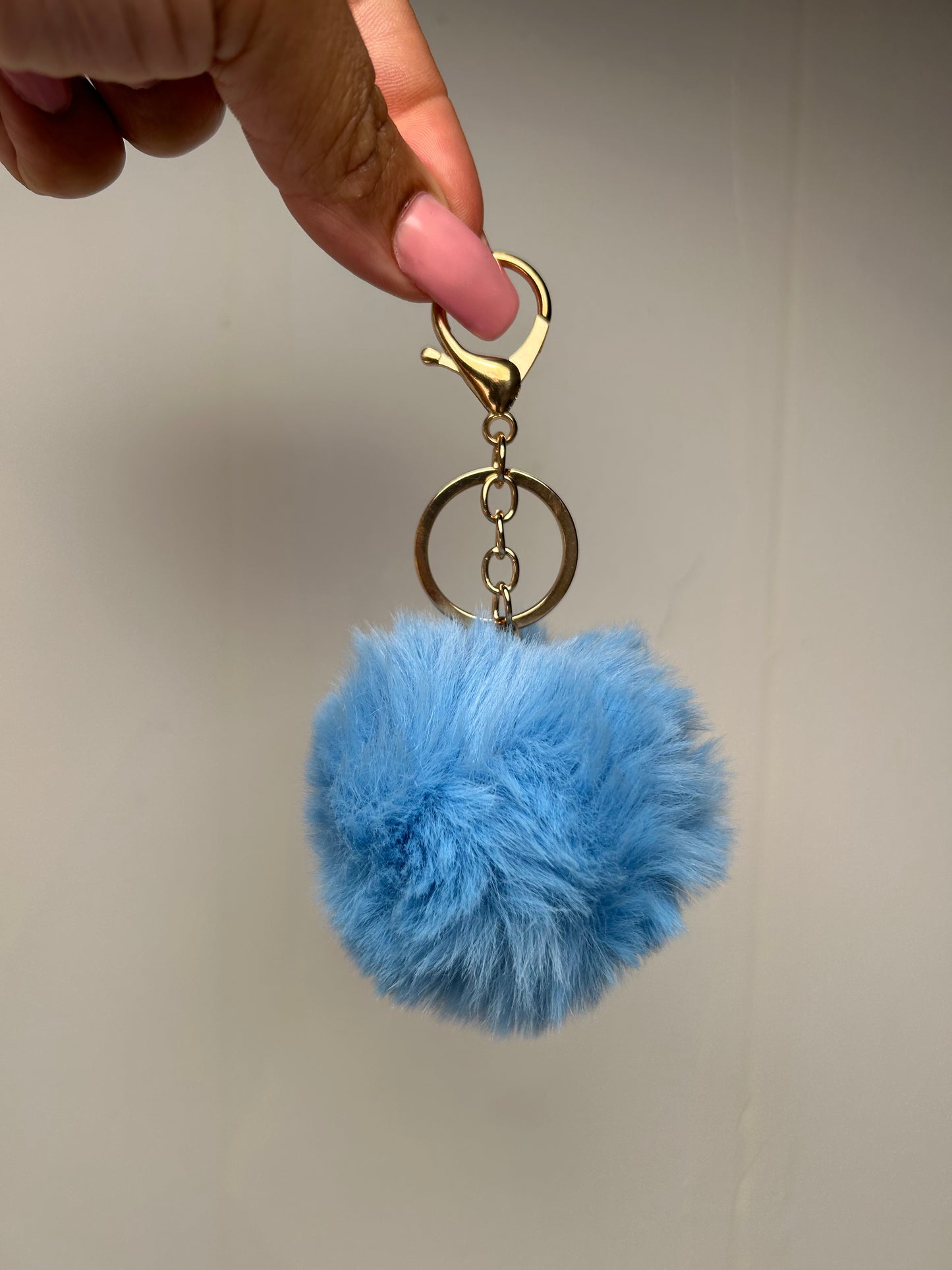 KEYCHAIN POM POMS!!