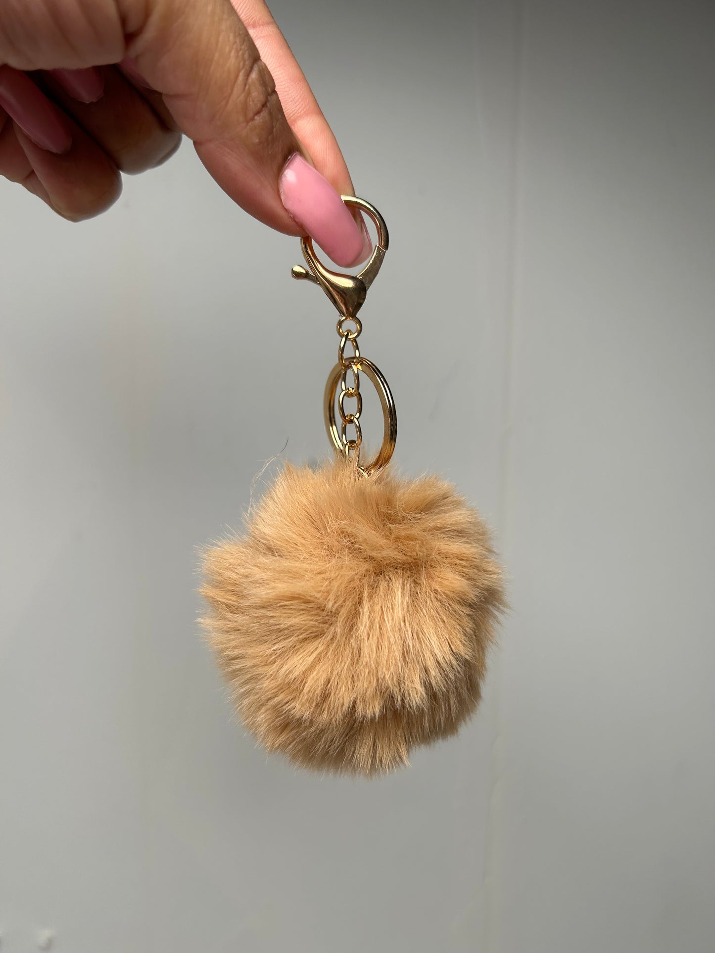 KEYCHAIN POM POMS!!
