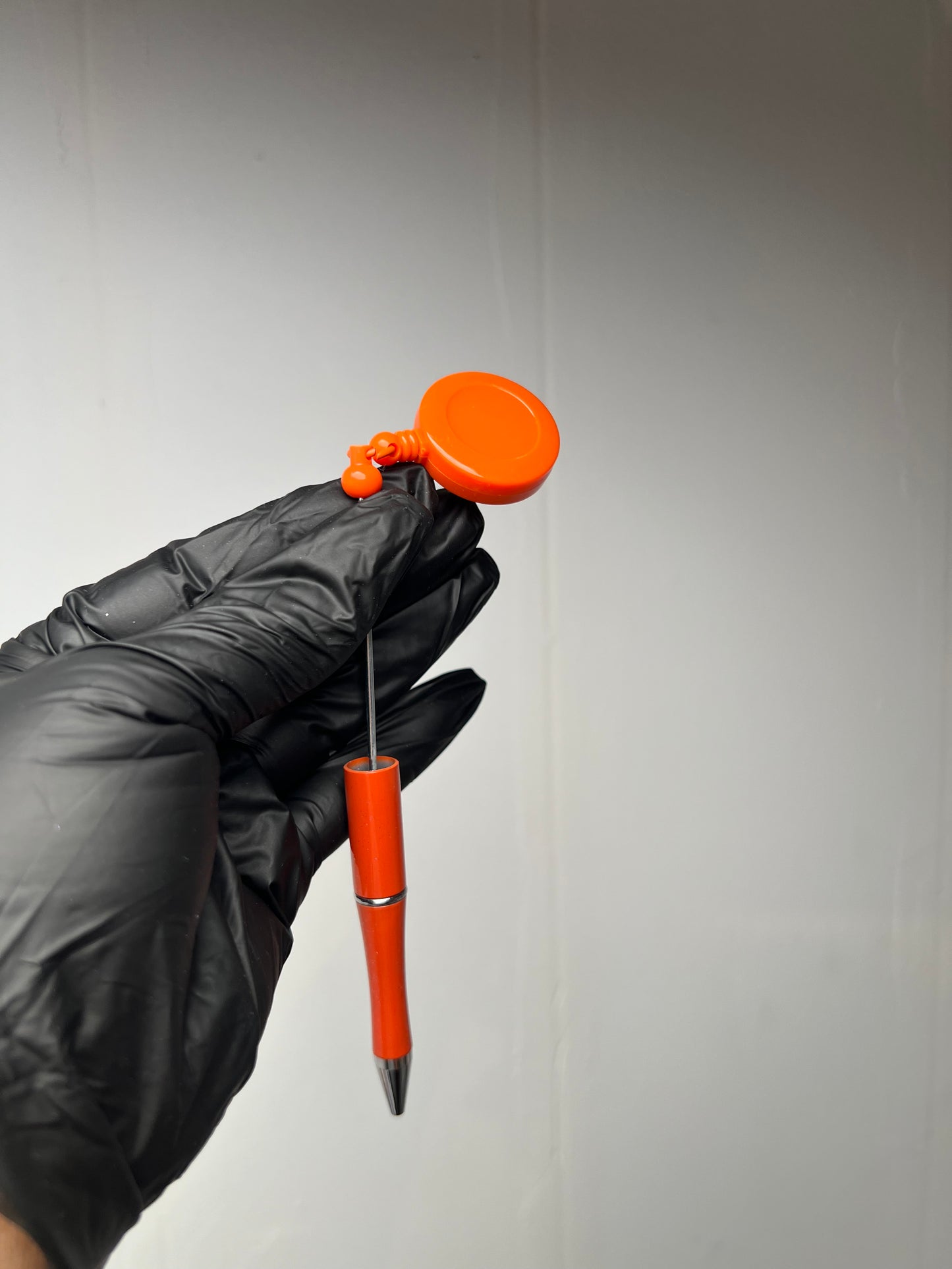 Beadable badge pens
