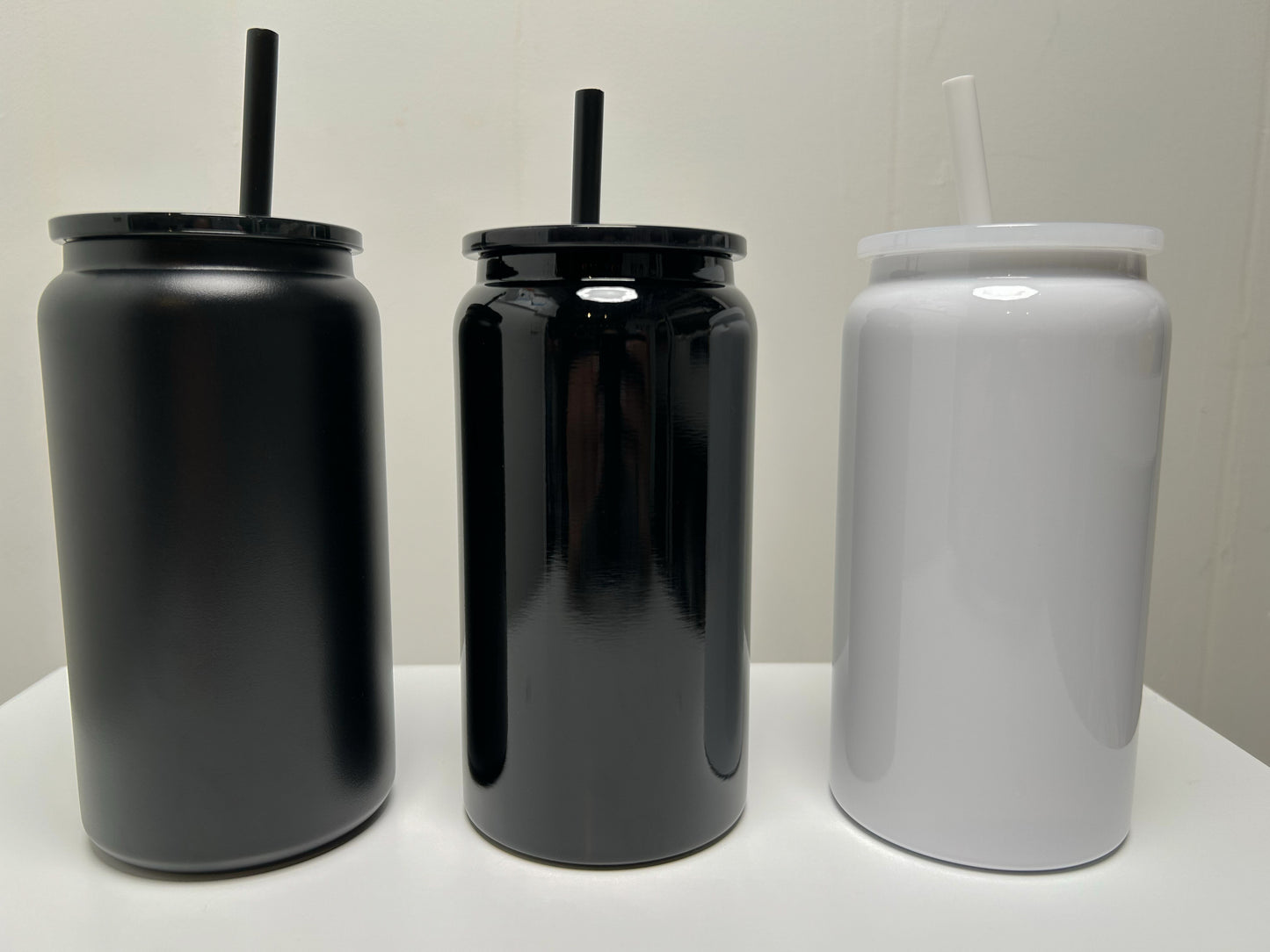 16 OZ BLACK AND WHITE TUMBLER
