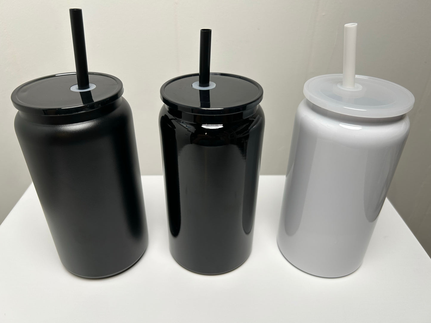 16 OZ BLACK AND WHITE TUMBLER