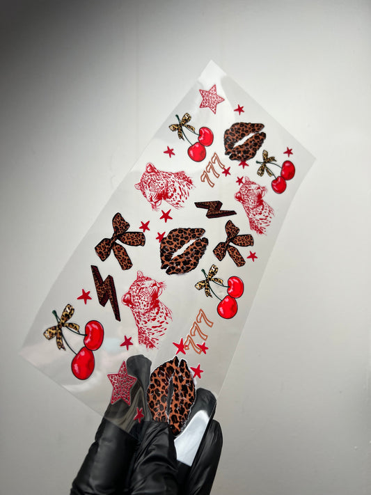 (W37) Red cheetah
