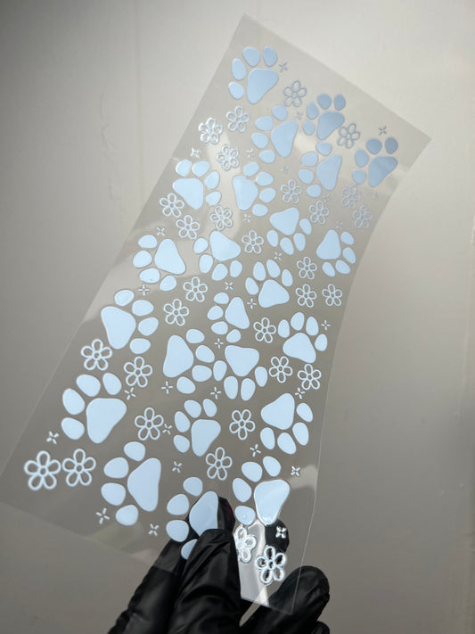 (W68) Paws