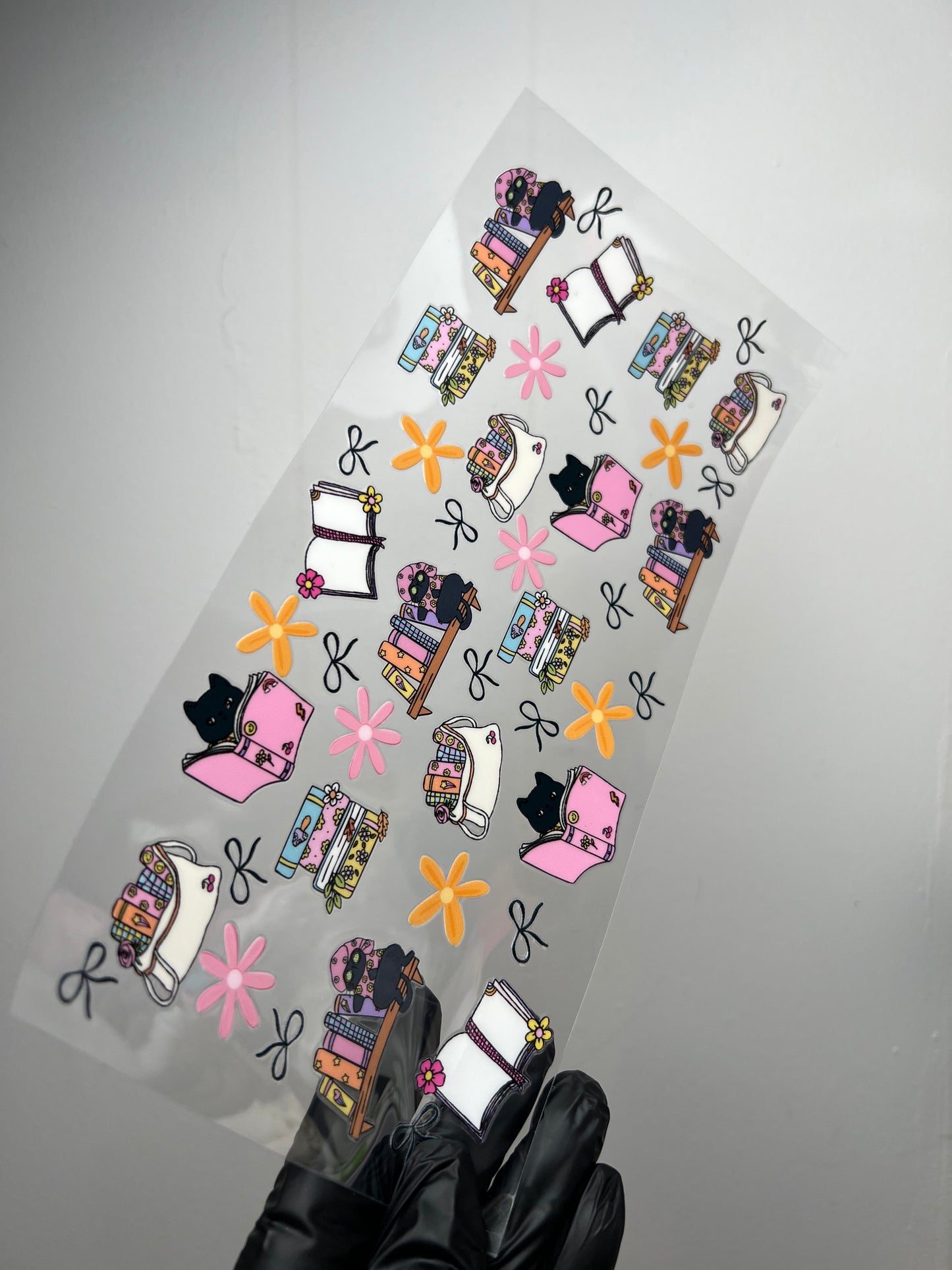 (W45) Kitty book