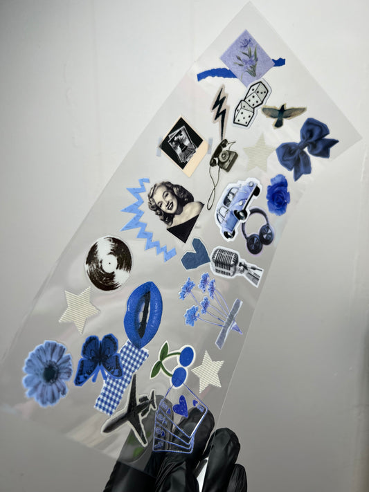 (W36) Madonna blue